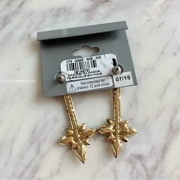 Blue Snowflake Choker Necklace and Earrings Statement Jewelry Set - Picture 7 of 7